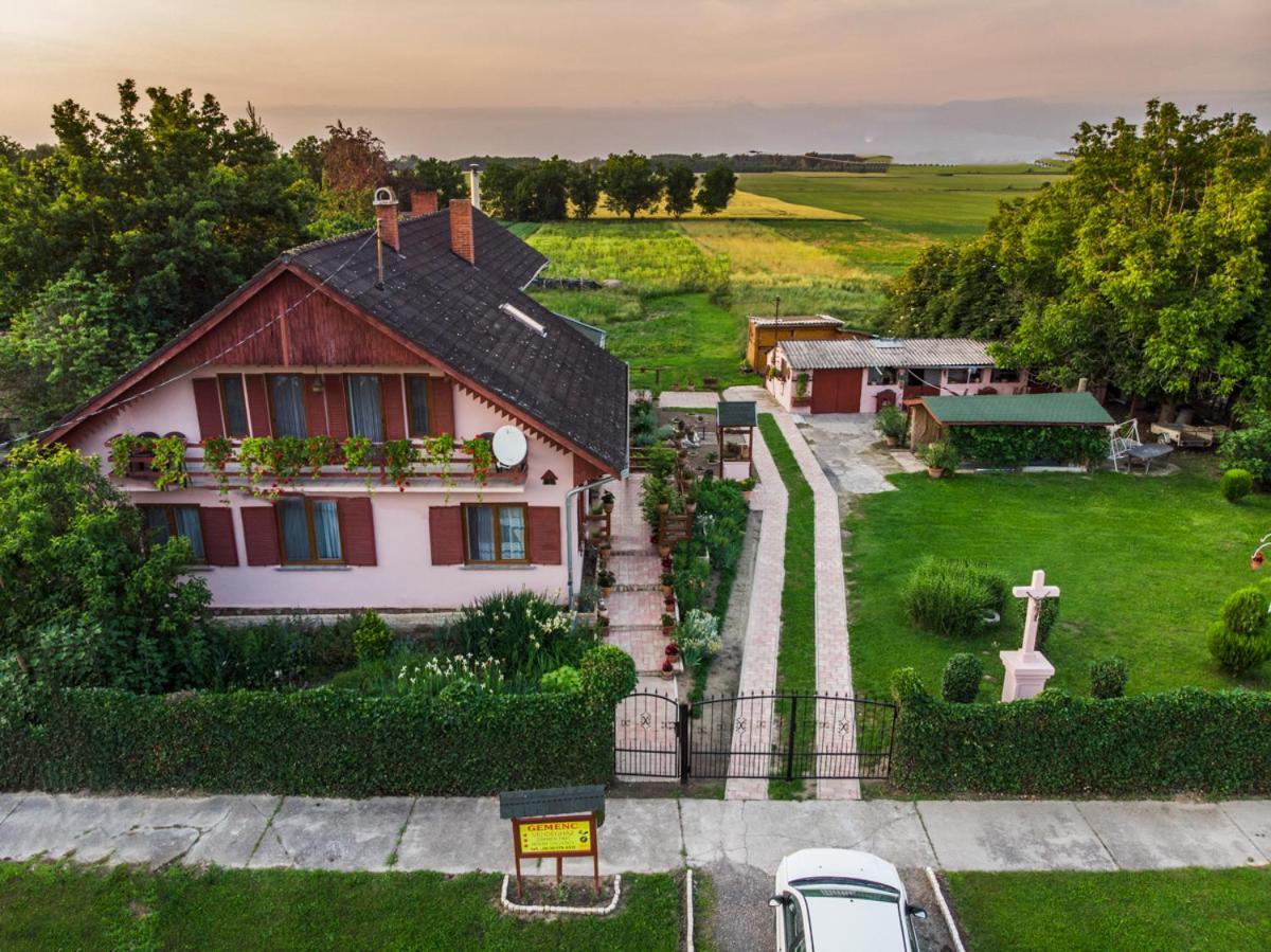 Gemenc Vendeghaz Hotel Hercegszanto Luaran gambar